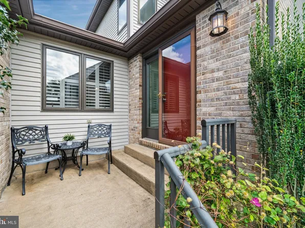 245 Steeplechase Cir, Wilmington, DE 19808