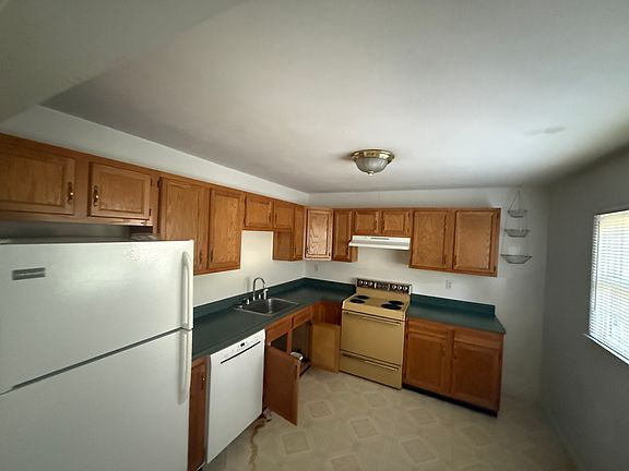 2nd image of 509 Feura Bush Rd #1/2