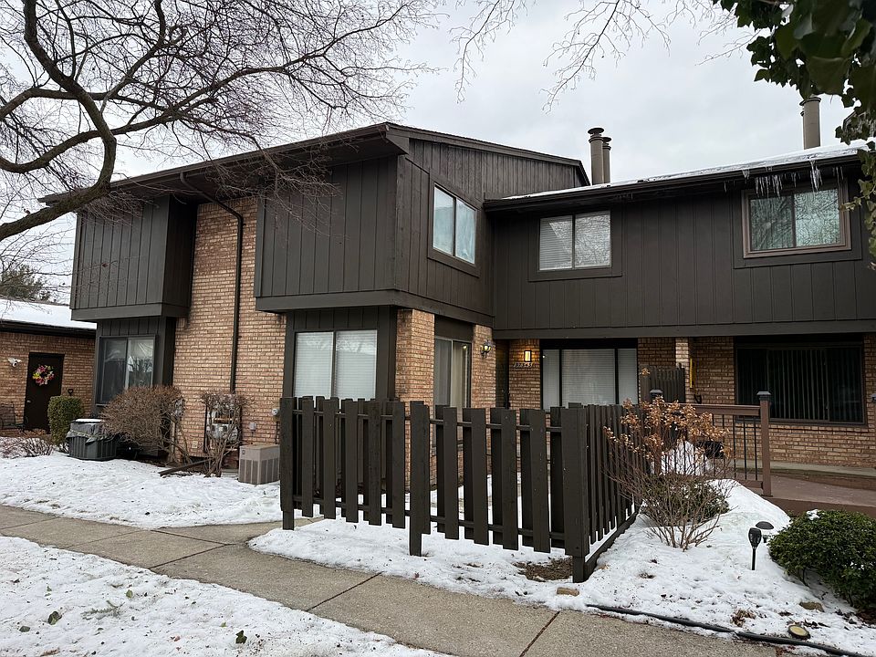 1st image of 37343 Clubhouse Dr #81
