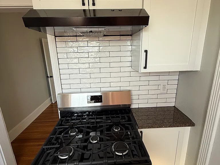 513 Woodcliffe Rd — Photo 6