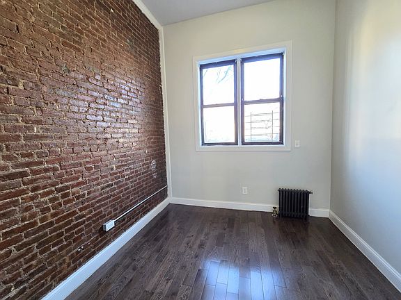 2nd image of 1885 Amsterdam Ave APT 1B