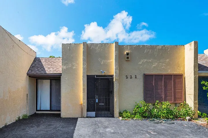 3 bed, 1472 sqft, $2,800 — Photo 3