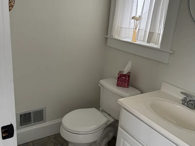 3 Wisteria Ave — Photo 7