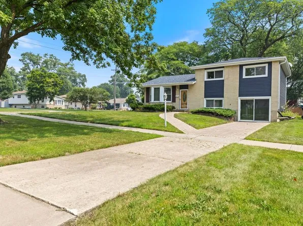 1003 S Finley Rd, Lombard, IL 60148
