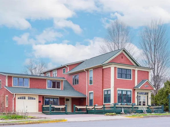17 S 1st St, Bayfield, WI 54814