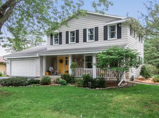 13904 N Green Bay Rd, Mequon, WI 53097