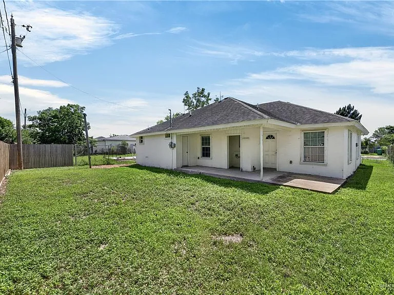 6703 S Oro Ln — Photo 18