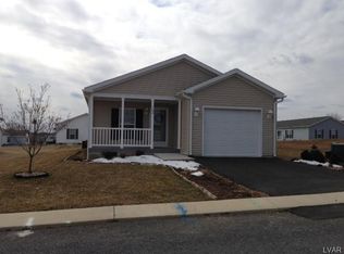 649 Rosecliff Dr, Forks Twp, PA 18040