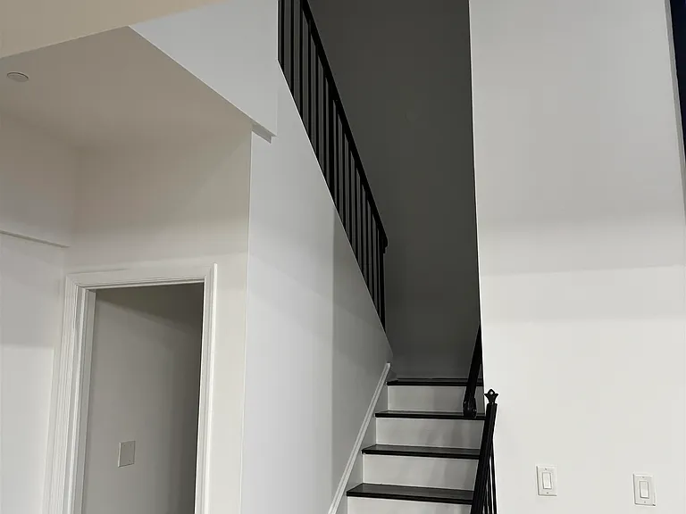 190 Culver Ave #304 — Photo 17