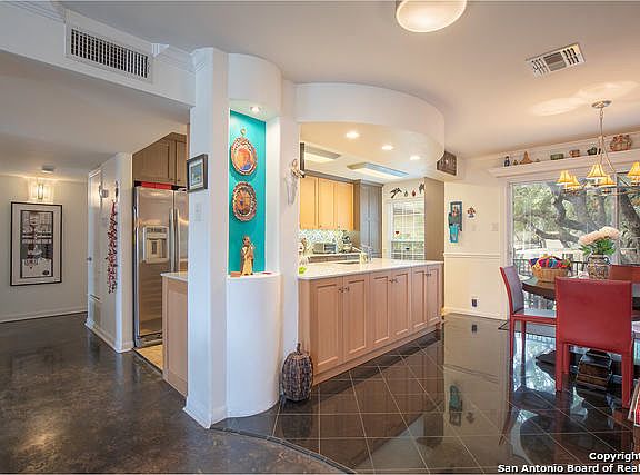 2nd image of 8702 Village Dr