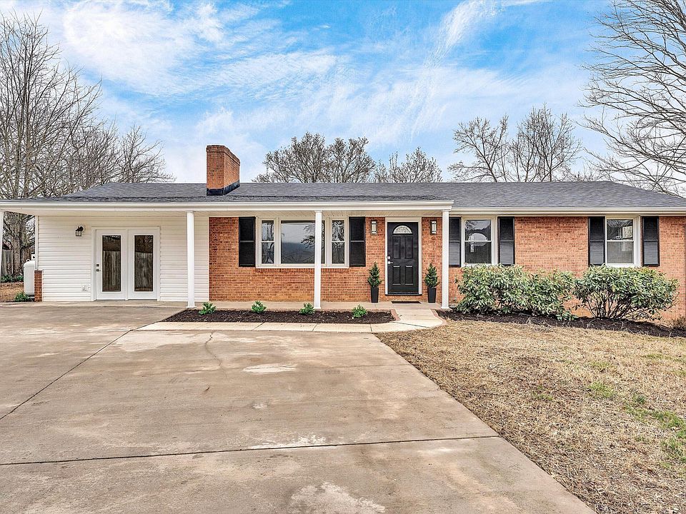 1st image of 1462 Lakeridge Cir