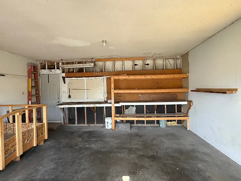 2636 Hickory Dr — Photo 27