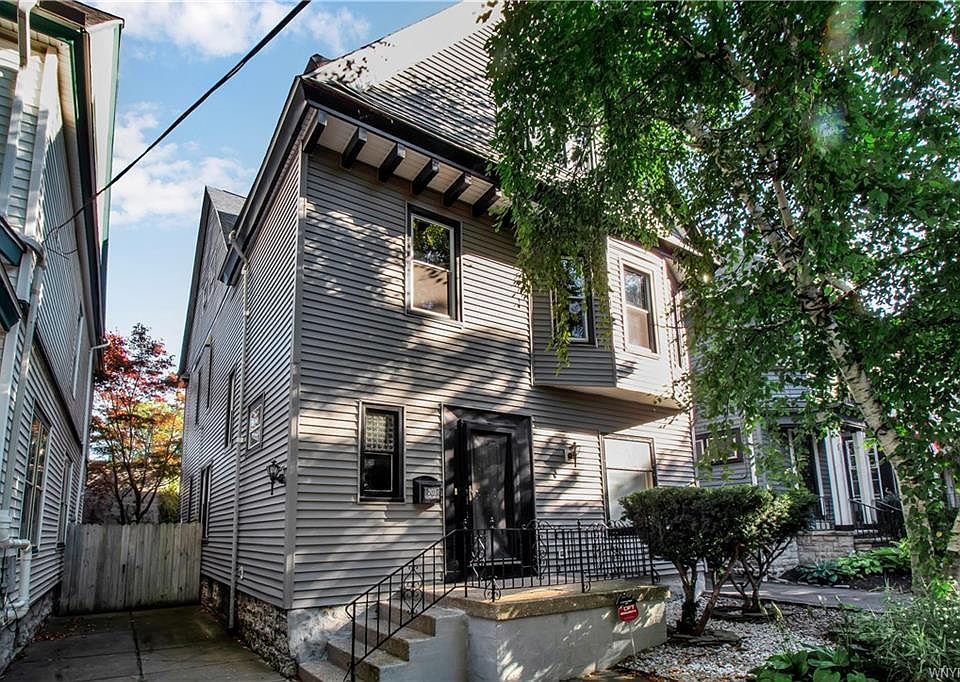 1st image of 203 Cleveland Ave