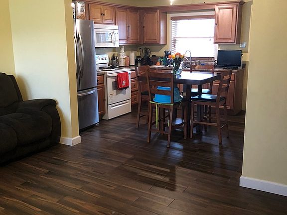 5th image of 213 E Palmer Ave
