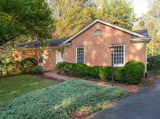 207 Surrey Rd, Charlottesville, VA 22901