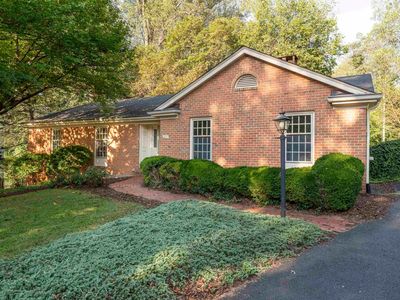 207 Surrey Rd, Charlottesville, VA, 22901
