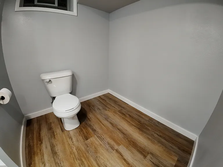 401 Ardmore St — Photo 15