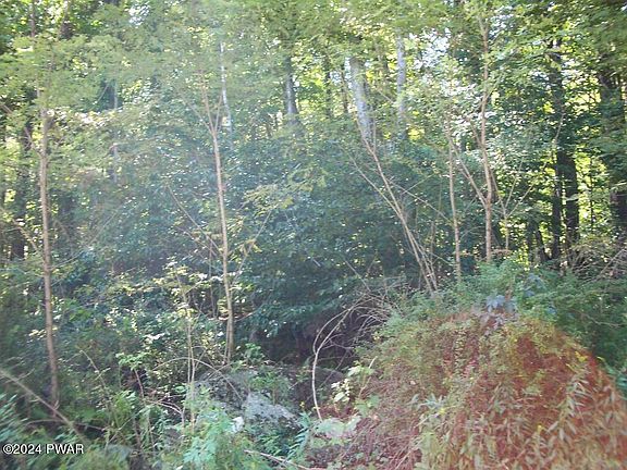 3rd image of 3 Gilpin Rd