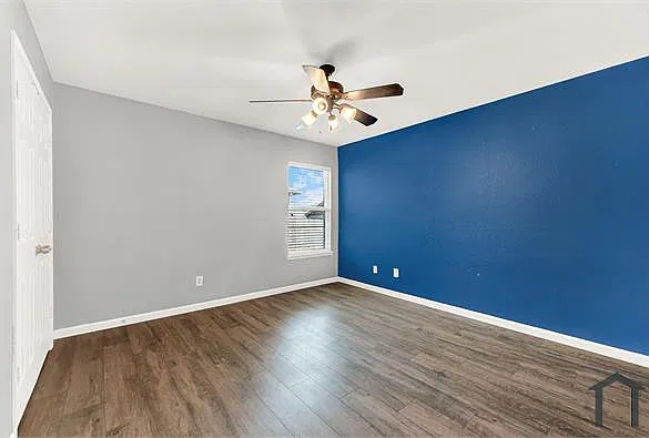 4 bed, 2105 sqft, $2,800 — Photo 3