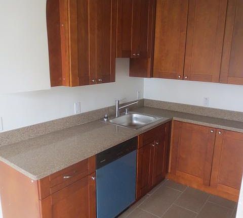 5th image of 1090 Eddy St APT 403
