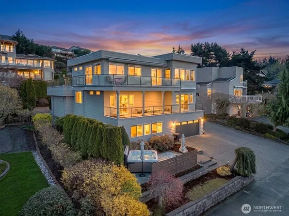 5711 Upland Terrace NE, Tacoma, WA 98422