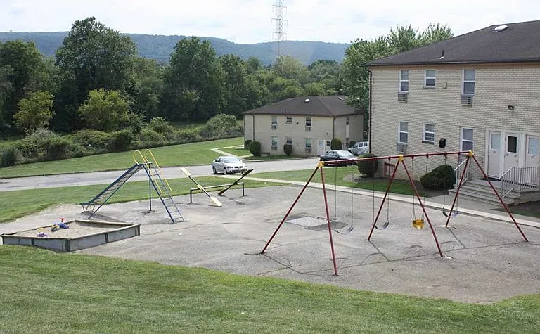 Mansfield Village — Photo 16