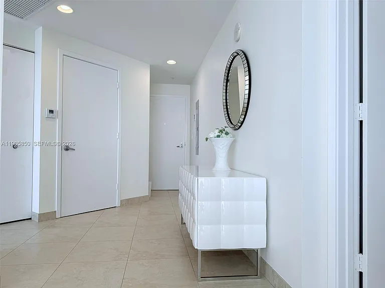 18201 Collins Ave #1501A — Photo 4