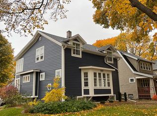 1609 N 69th St, Wauwatosa, WI 53213