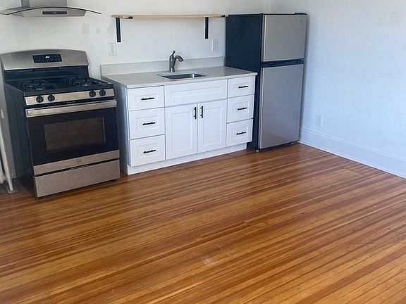 4th image of 2545 Champa St #11 & 3