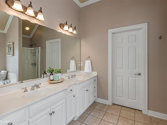 5th image of 1816 Bayou Bend Dr