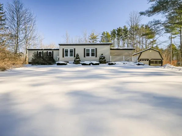 1189 River Road, Clinton, ME 04927