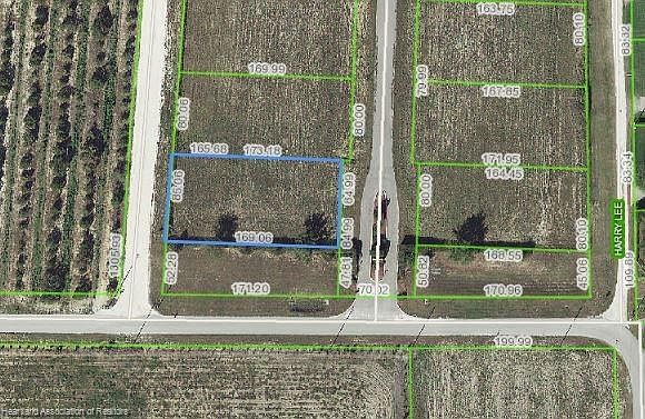 1st image of 101 Magnolia Manor Ln