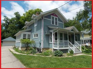 121 N Ferry Dr, Lake Mills, WI 53551