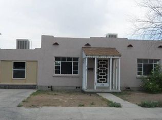 176 Red Robin Dr, El Paso, TX 79915