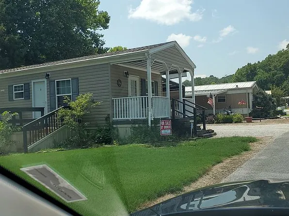 8340 Harbor Dr, Rogers, AR 72756