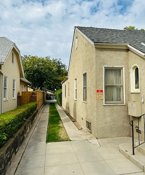 1299 N Linden Ave — Photo 2