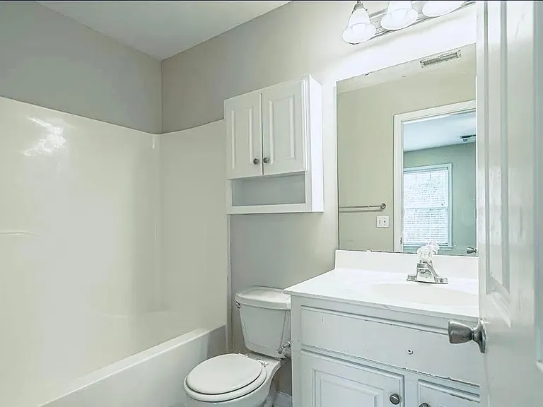 21 Magnolia Glen Ln — Photo 12
