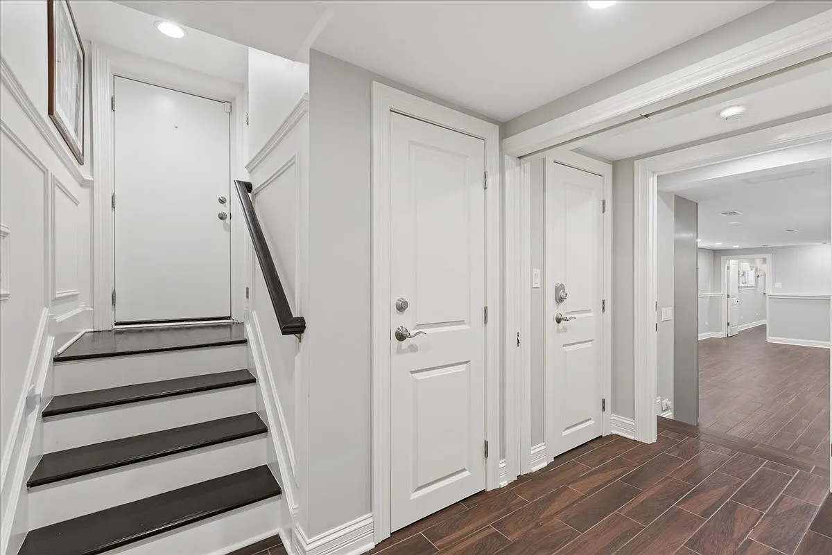 2 bed, 1.5 bath, $3,700 — Photo 3