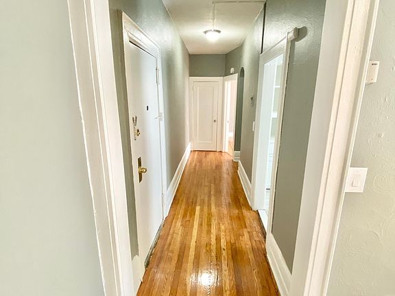 3rd image of 115 Halsted St APT 309