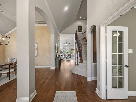 5th image of 403 Pleasant Run