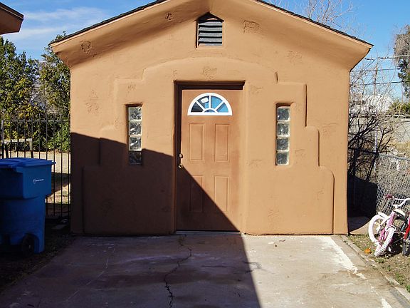 2nd image of 2314 W Orange Dr