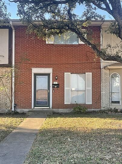 1st image of 231 W Ailsie Ave #1