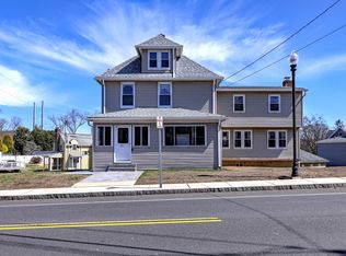 306 Wakelee Ave, Ansonia, CT 06401