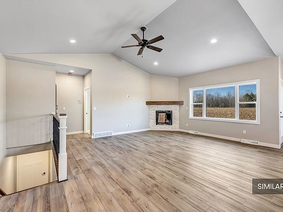 4th image of 1261 Autumn Field Ln