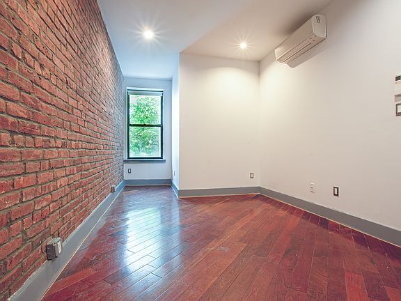 5th image of 456 Lexington Ave #2N