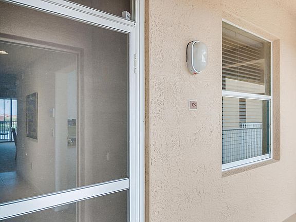 3rd image of 6828 Toland Dr APT 305