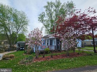 2 & 3 Poison Oak Rd, Falling Waters, WV 25419
