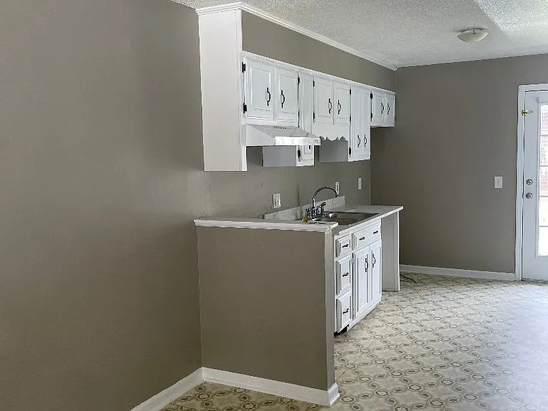 230 Lanier Dr #239 — Photo 6