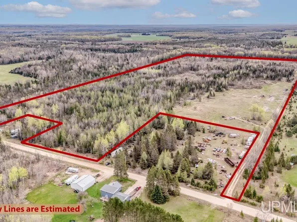 June Rd, Rapid River, MI 49878