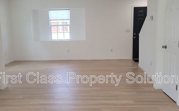 5th image of 6428 S Drexel Ave